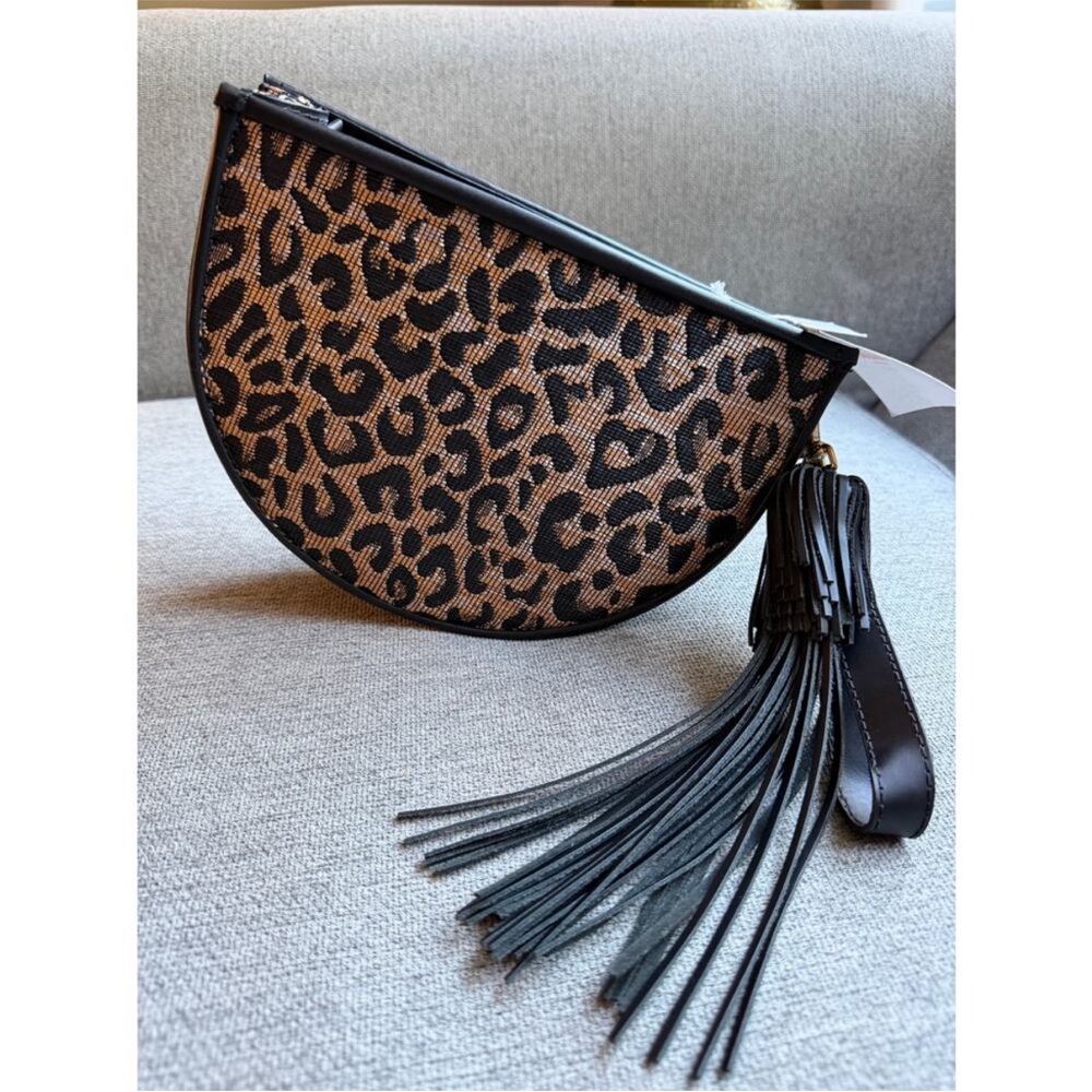 Poolside Bags Leopard Print Raffia Clutch New - Picture 3 of 11